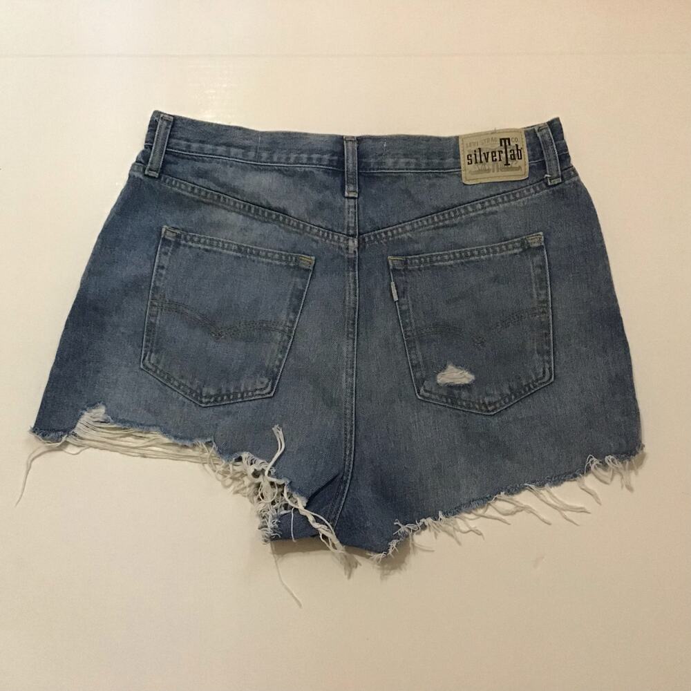 Vintage 80s Levis Silver Tab Mom Shorts Raw Hems Grunge 32